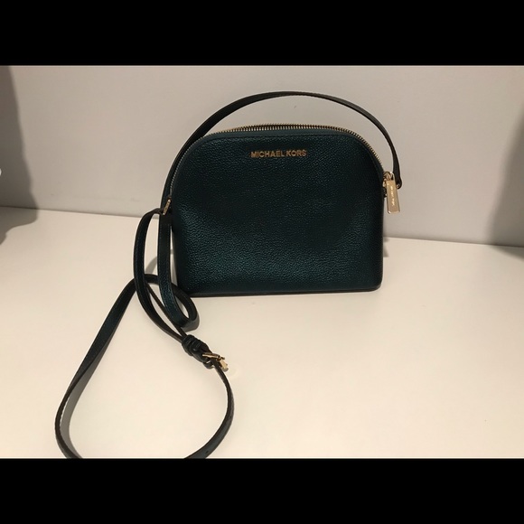 Michael Kors purse - Picture 2 of 7